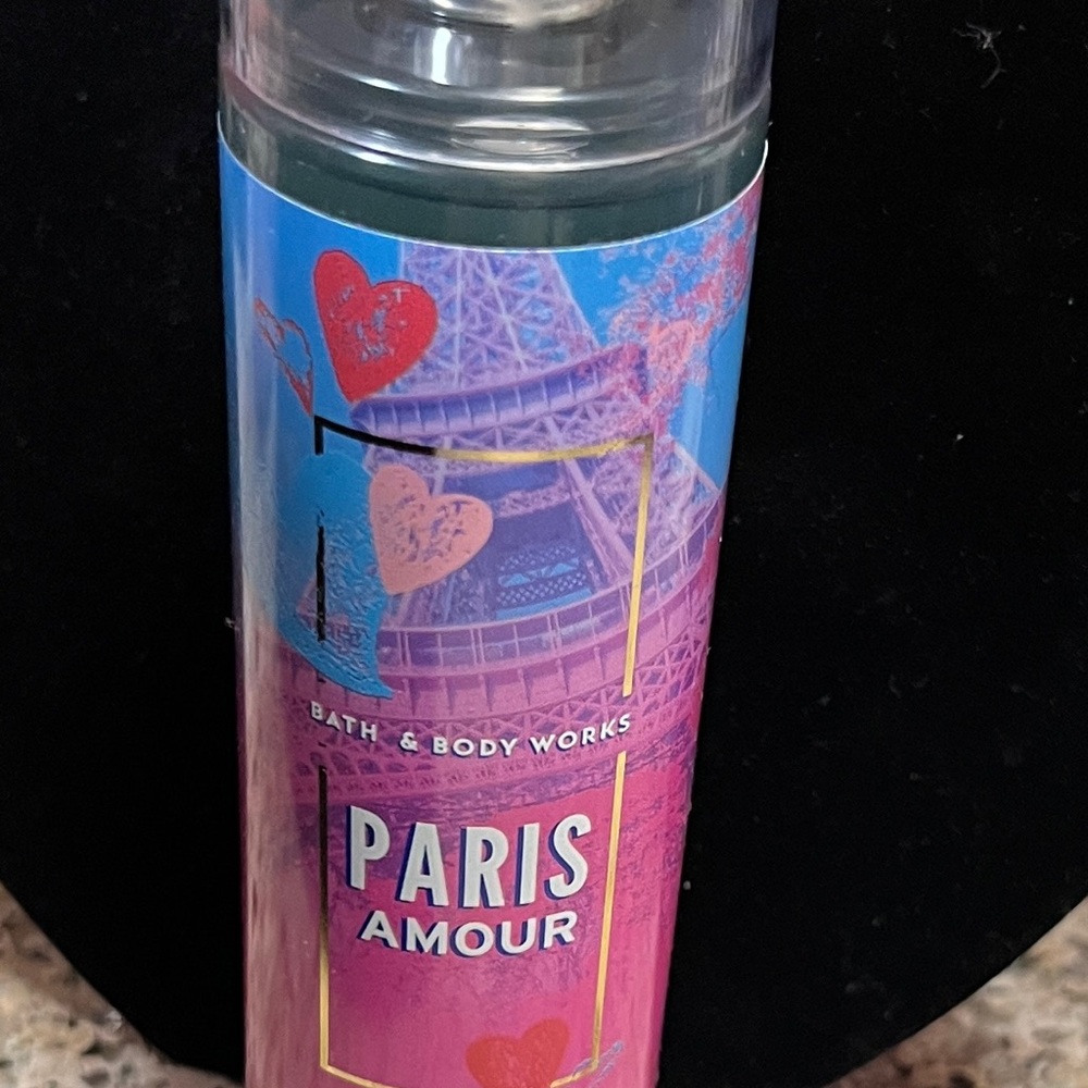 Bath & Body Works Paris Amour Fragrance Mist (8 Fl OZ) New